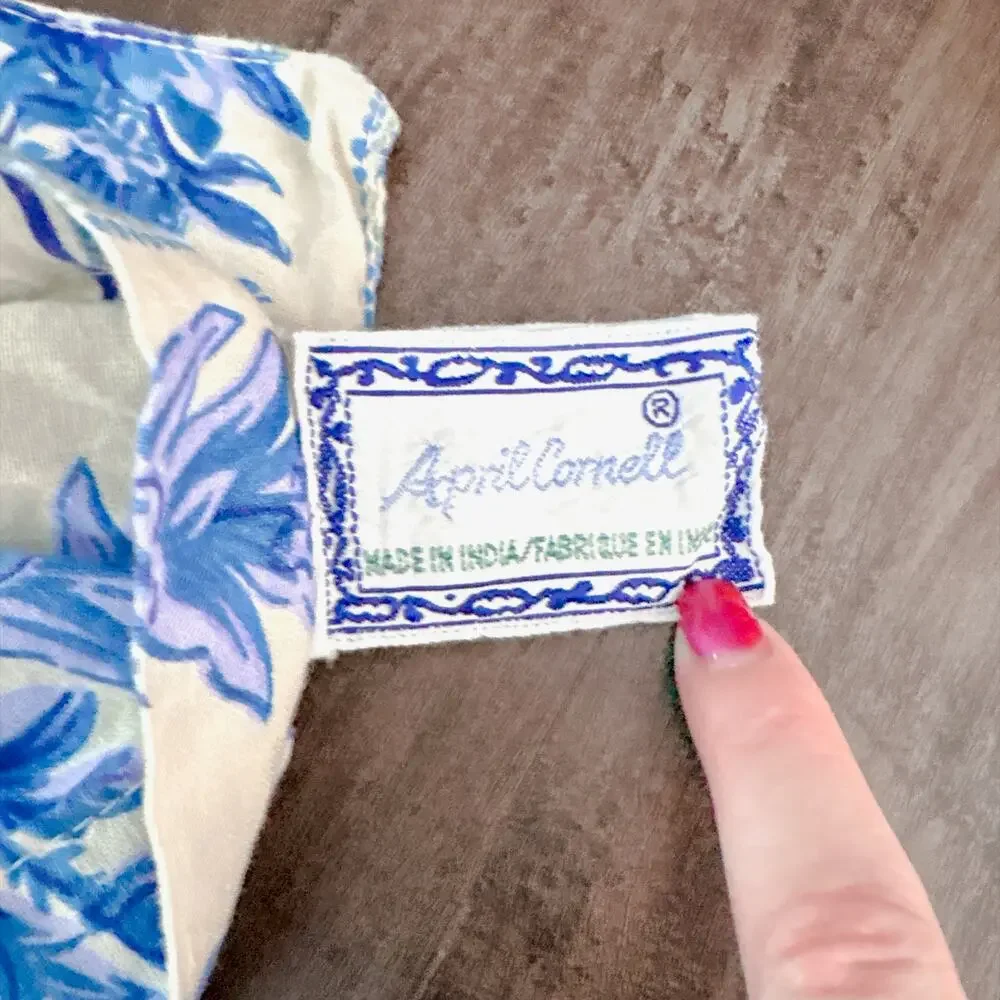 Vintage Reversible April Cornell Duvet Cover and Pillow Shams Set